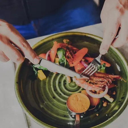 Sint Petrus Hotel 2*